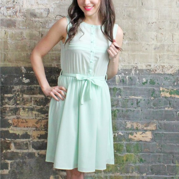AngelEye NWT Mint Green Pastel Dress US 10 Left - Picture 1 of 6